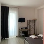 Ilary 2.0 לינה וארוחת בוקר פומפיי